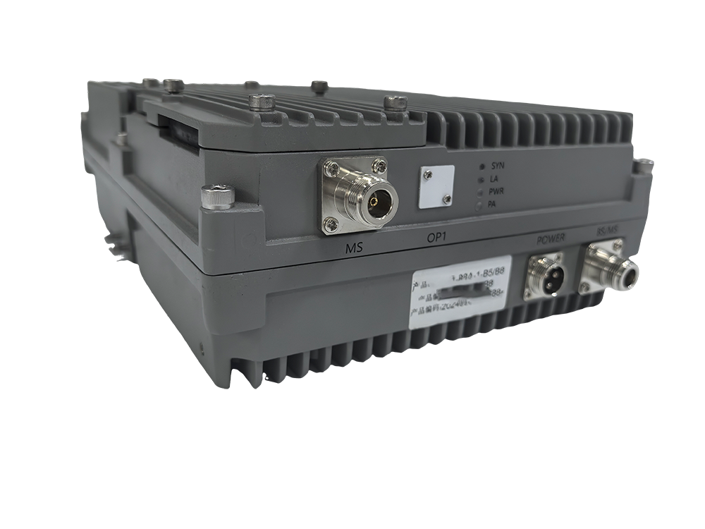  岚皋三频手机信号接收器2000㎡